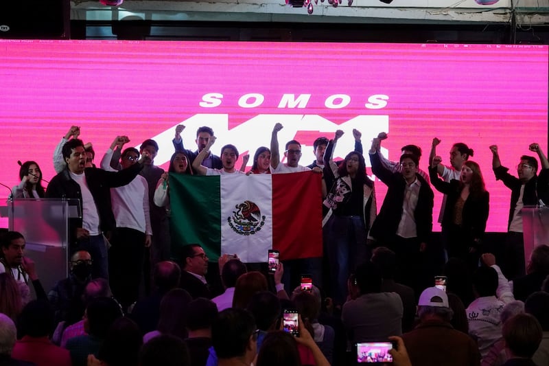 Presentación oficial del partido “Somos MX”