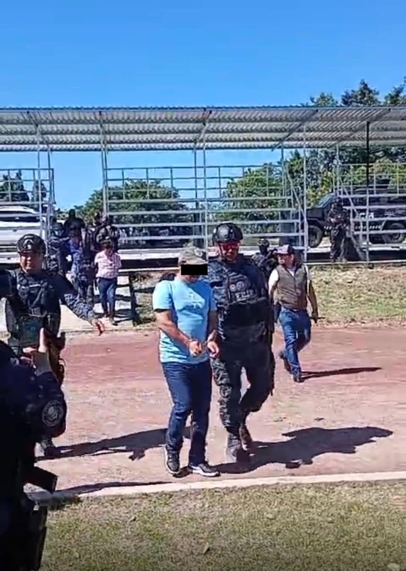 Detienen a alcalde de Frontera Comalapa, Chiapas