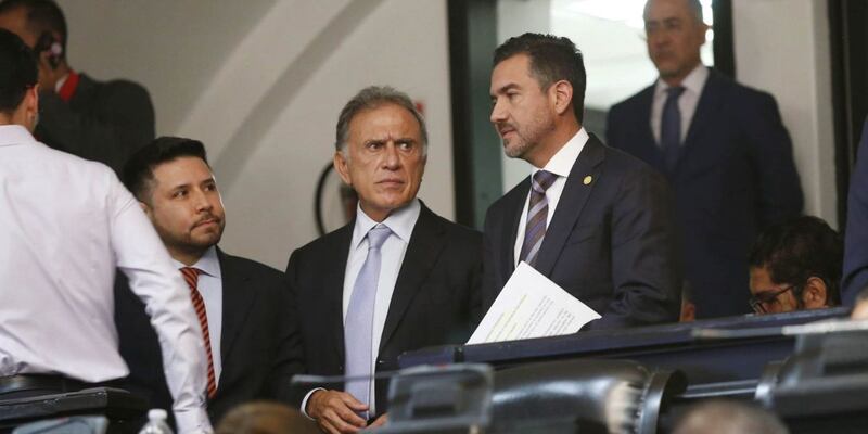 Los Yunes en el Senado