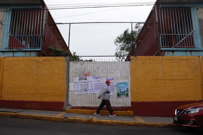 Escuela en Megapuente