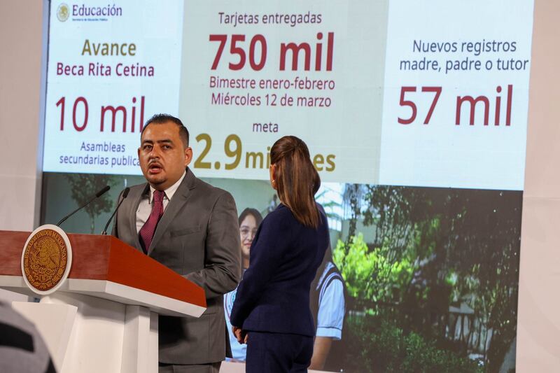 Julio León