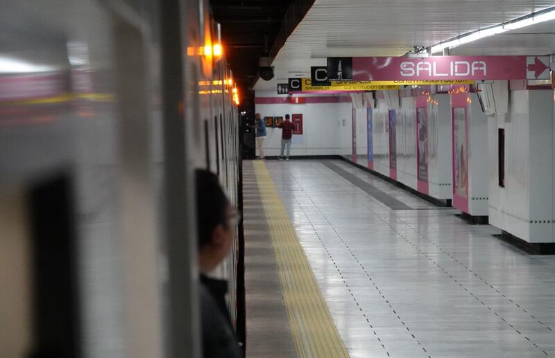 Reapertura de más estaciones de la Línea 1 del Metro.