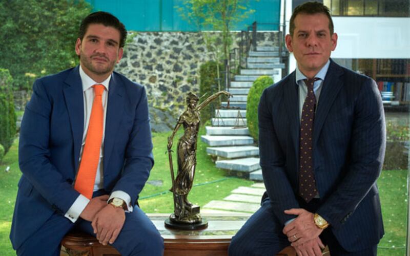 Juan Pablo Penilla y SOCIO