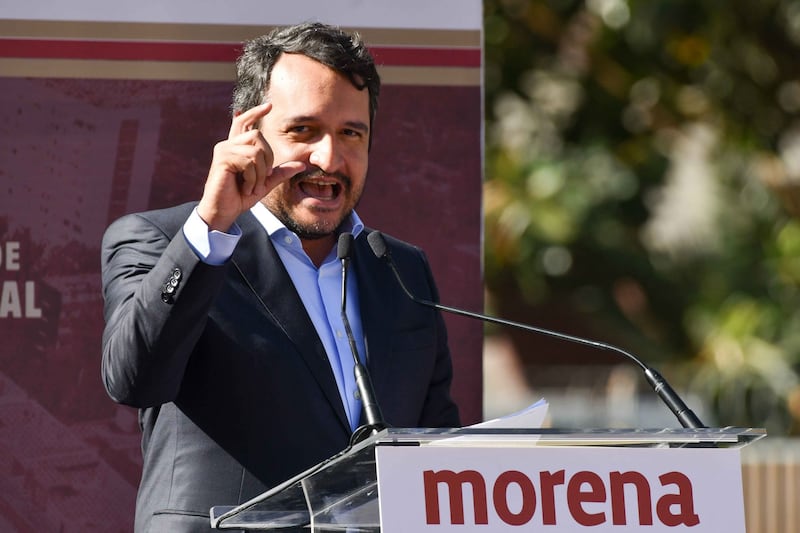 Andrés Manuel López Beltrán, secretario general de organización de Morena, durante el cierre de la gira nacional de asambleas informativas y de afiliación por parte del Comite Nacional de Morena.