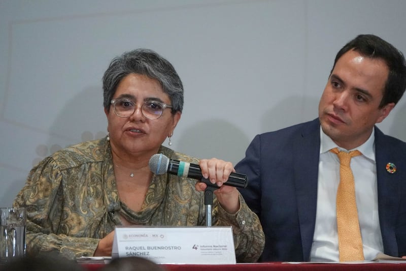 Raquel Buenrostro y Alejandro Encinas Nájera